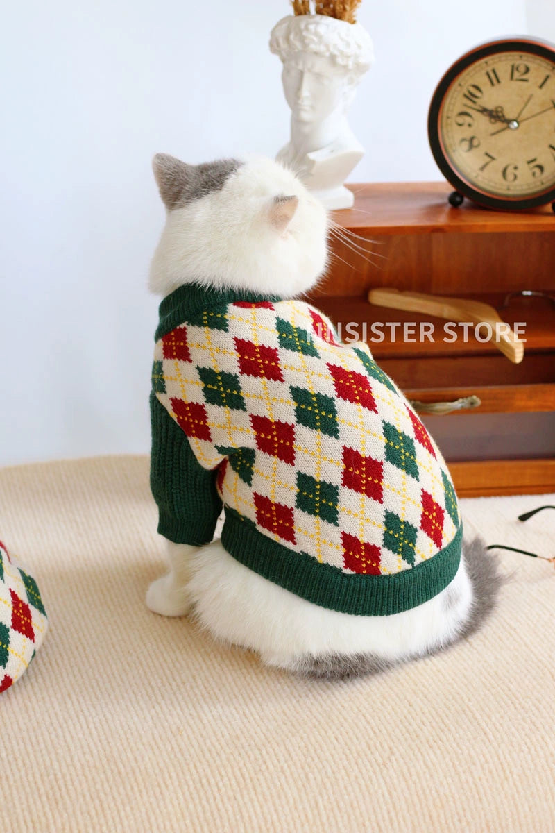 American Retro Quilted Pet Sweater | Warm Cat & Dog Clothes for Autumn & Winter image
