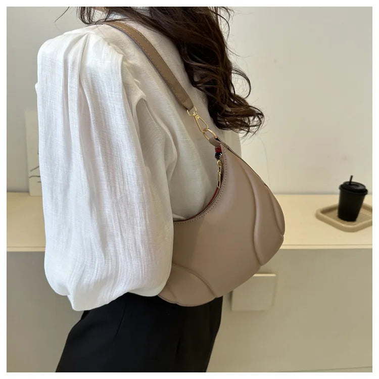 Retro Solid Color Shoulder Bag PU Leather Handbags for Women Simple Ladies Underarm Bag Designer Hobos Saddle Crescent Chic Bag image 1