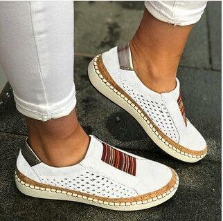 Hand-stitched Breathable Hollow-Out Women's Sneaker image 3