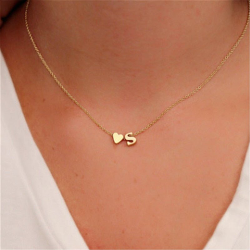 Personalized Tiny Heart Necklace ‚Äì Dainty Initial Letter Pendant Jewelry image 2