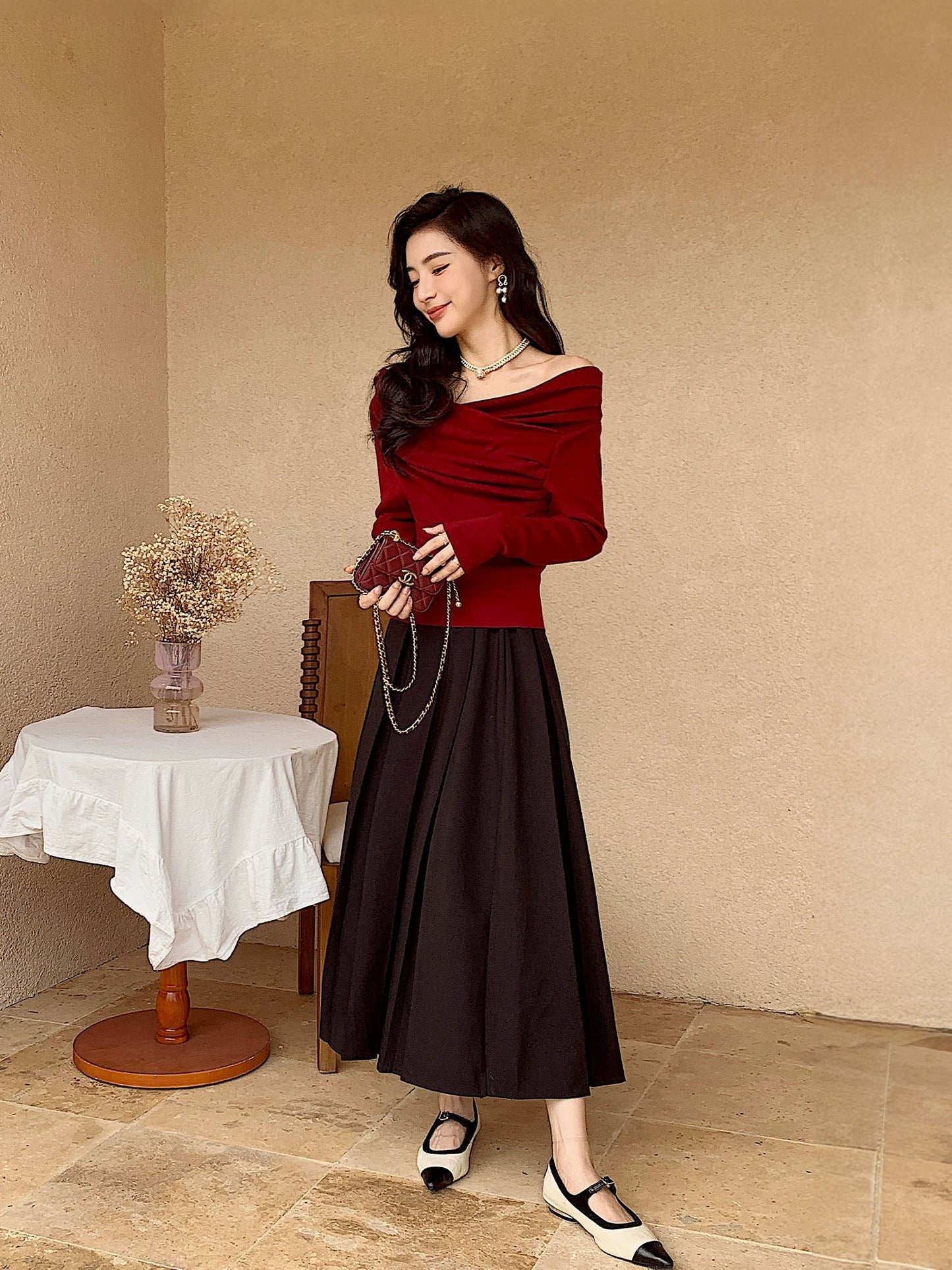 Off-the-Shoulder Women's Homemade off-the-Neck Sweater for Autumn and Winter image 2