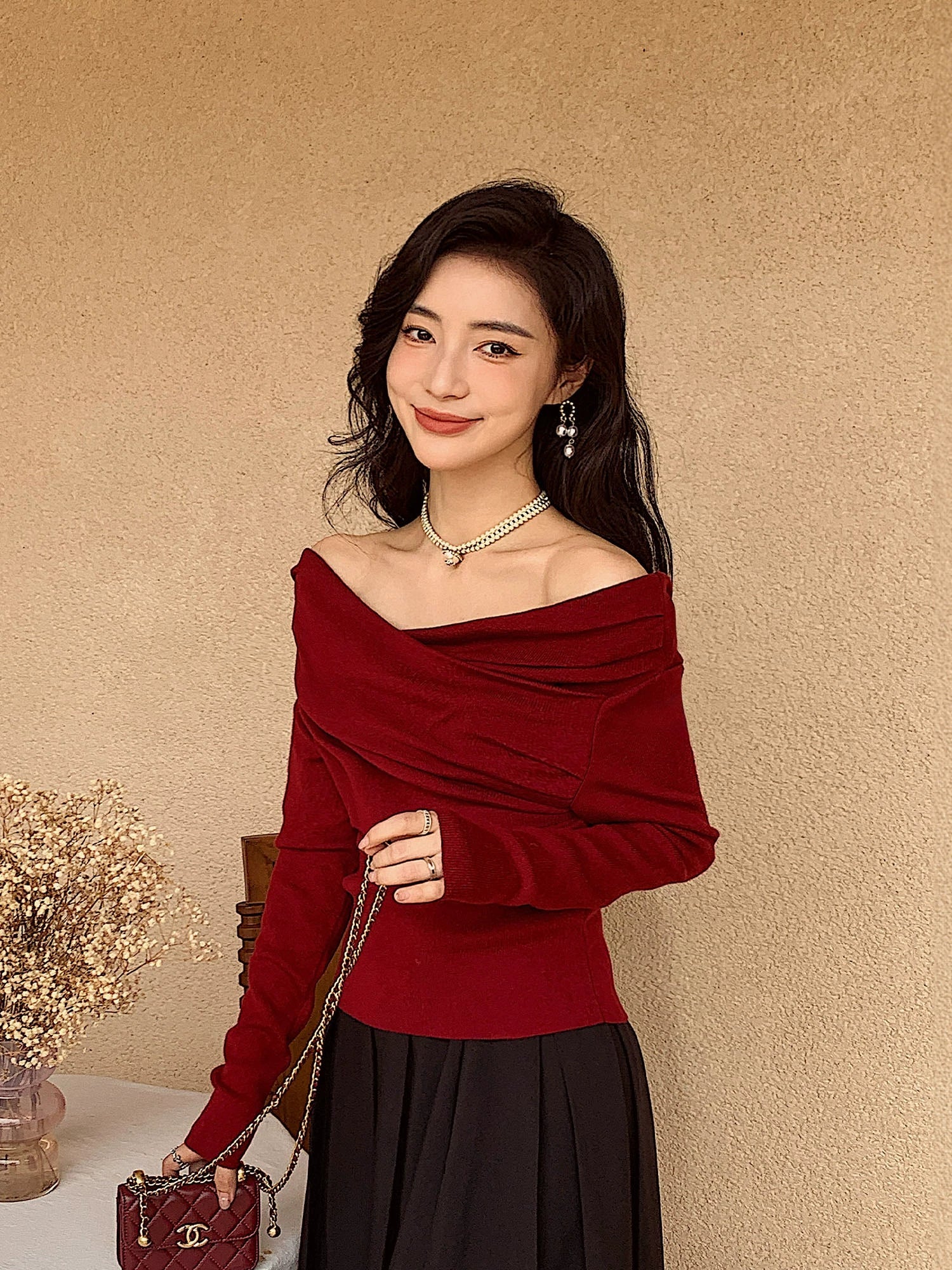 Off-the-Shoulder Women's Homemade off-the-Neck Sweater for Autumn and Winter image 5