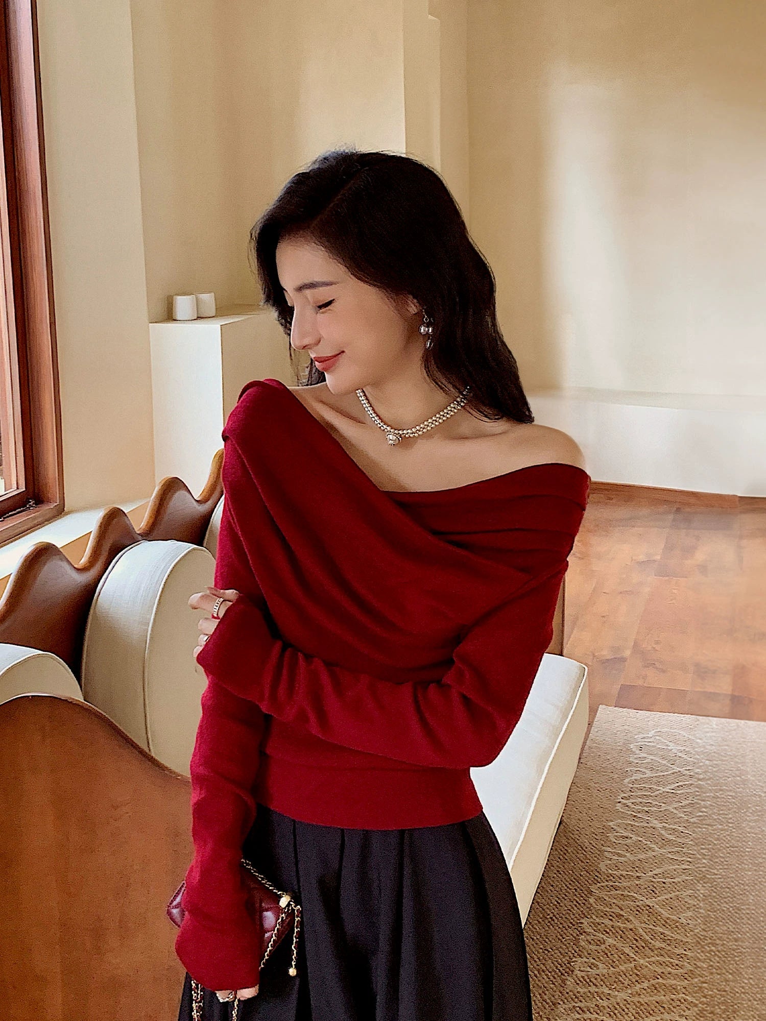 Off-the-Shoulder Women's Homemade off-the-Neck Sweater for Autumn and Winter image 1